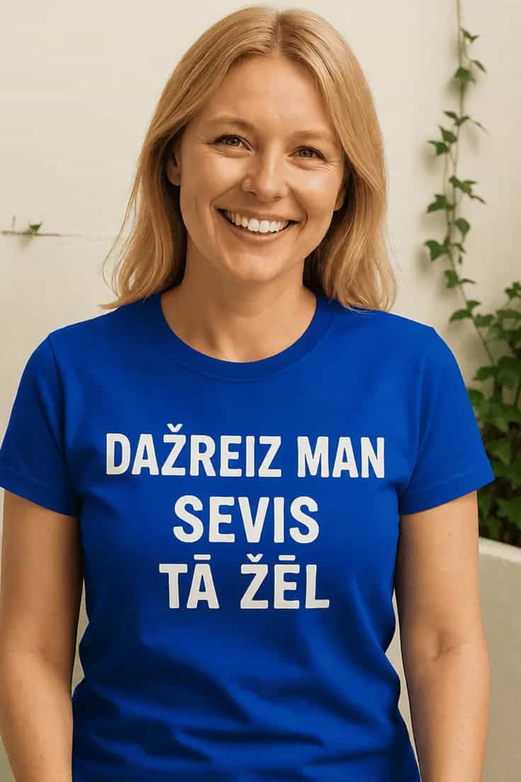 T-krekls „Dažreiz man sevis tā žēl“