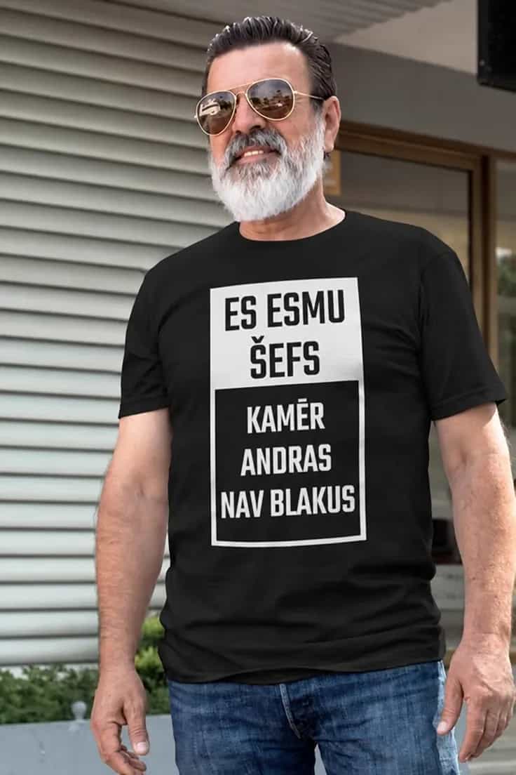 Smieklīgs krekls Es esmu šefs ar vārdu