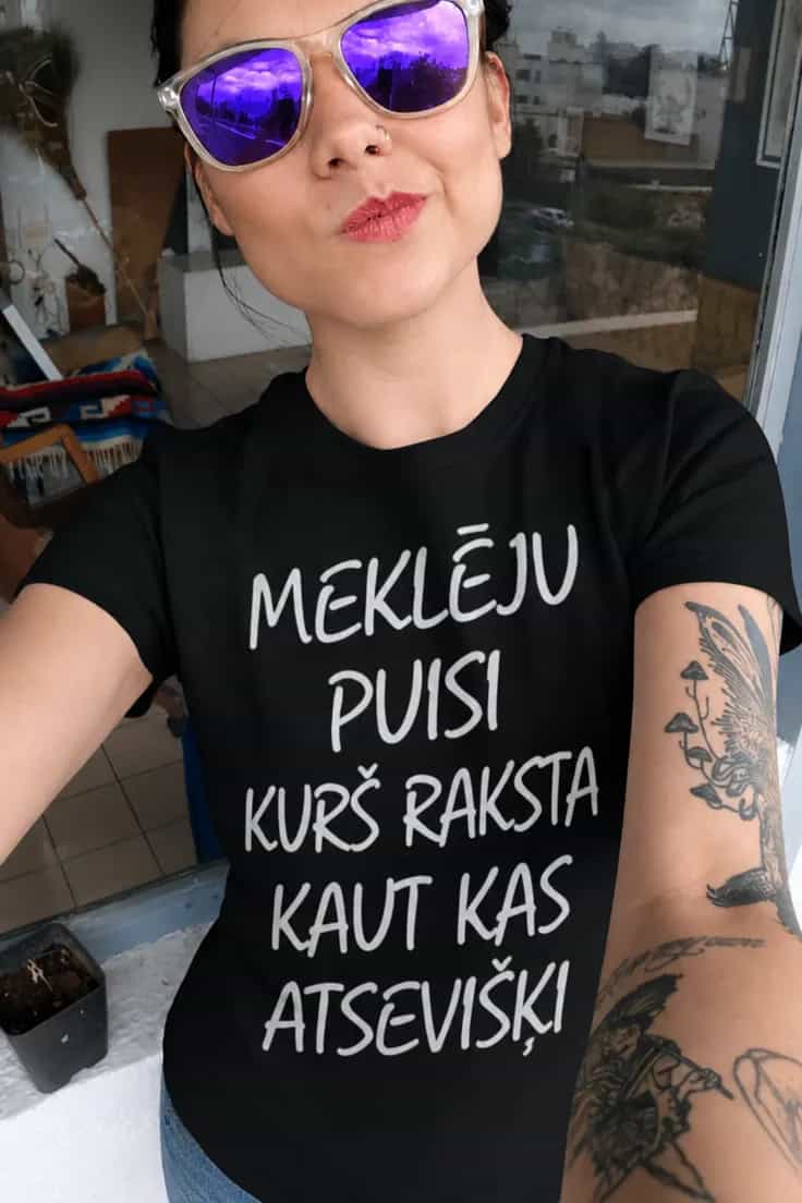 Smieklīgs krekls Meklēju puisi | MEKLĒJU PUISI