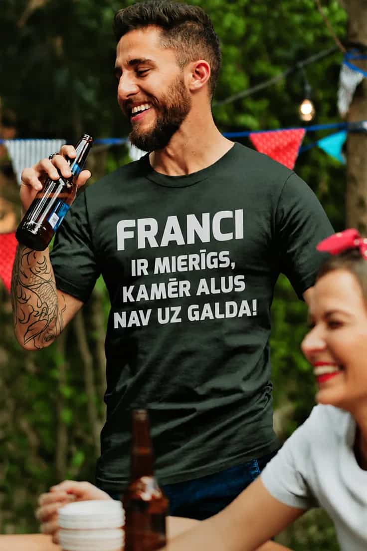 Smieklīgs krekls Mierīgs līdz alum ar vārdu